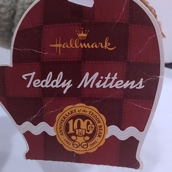 Hallmark Plush "Teddy Mittens" 2002 Winter Christmas Outfit - Picture 2 of 11